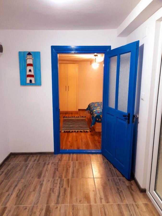 Casa Pavel Jurilovcaヴィラ エクステリア 写真
